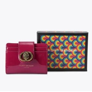 NIB Kurt Geiger London Chelsea Glossy Fuchsia Patent Leather Snap Wallet